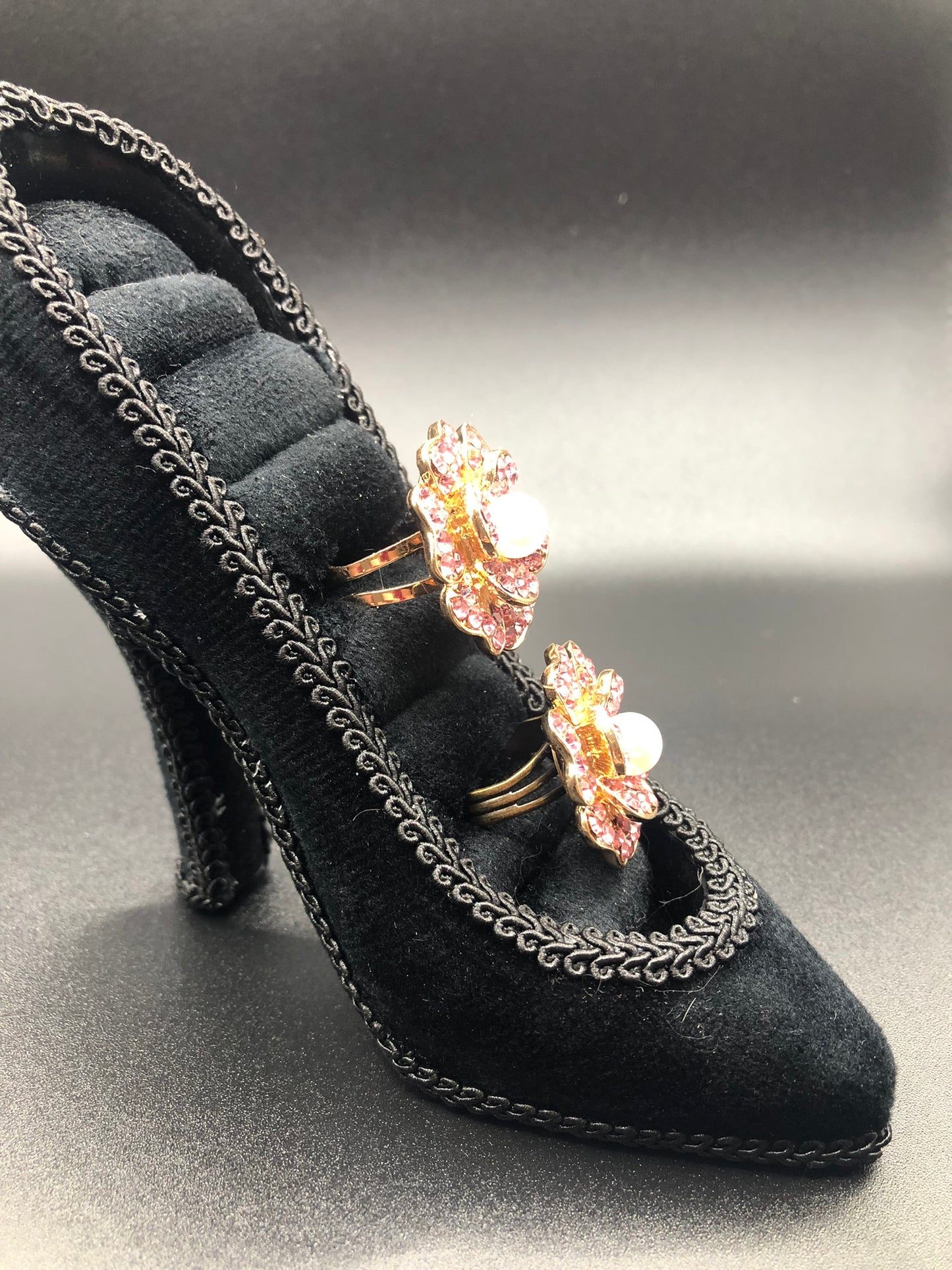 Pink Rhinestone Flower Ring with Faux Pearl Center