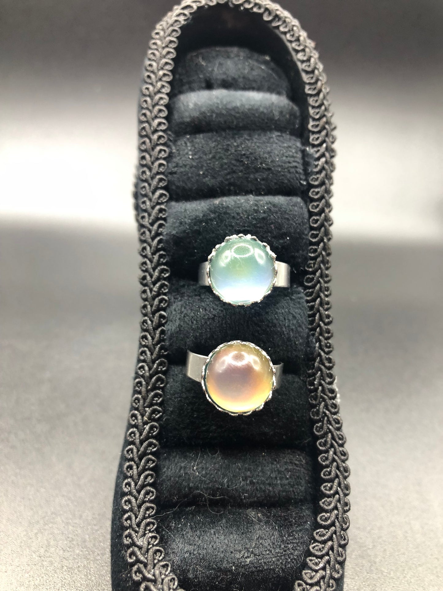 Mood Ring – Silver Tone Adjustable Band